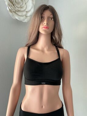 VSX Black Seamless Sports Bra 32DD